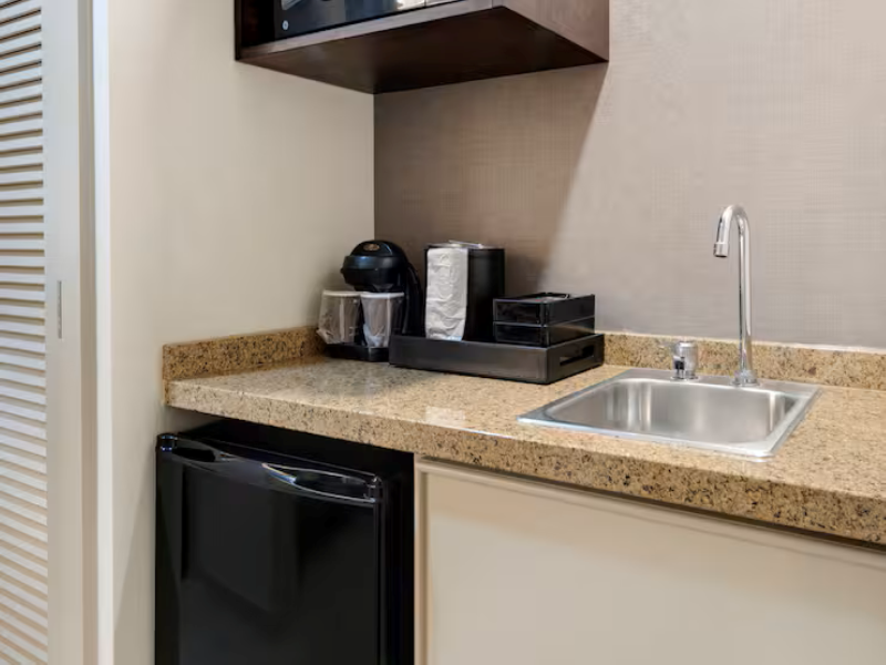 Embassy Suites Detroit Troy Auburn Hills image