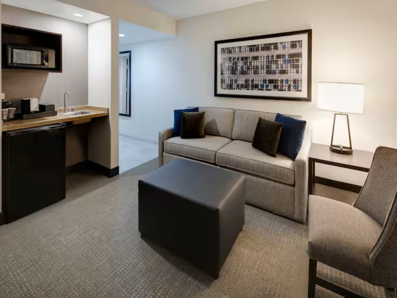 Embassy Suites Detroit Troy Auburn Hills image