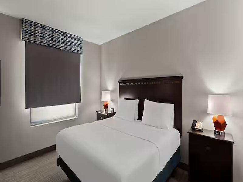 Hampton Inn & Suites Mt. Vernon Belvoir Alexandria image
