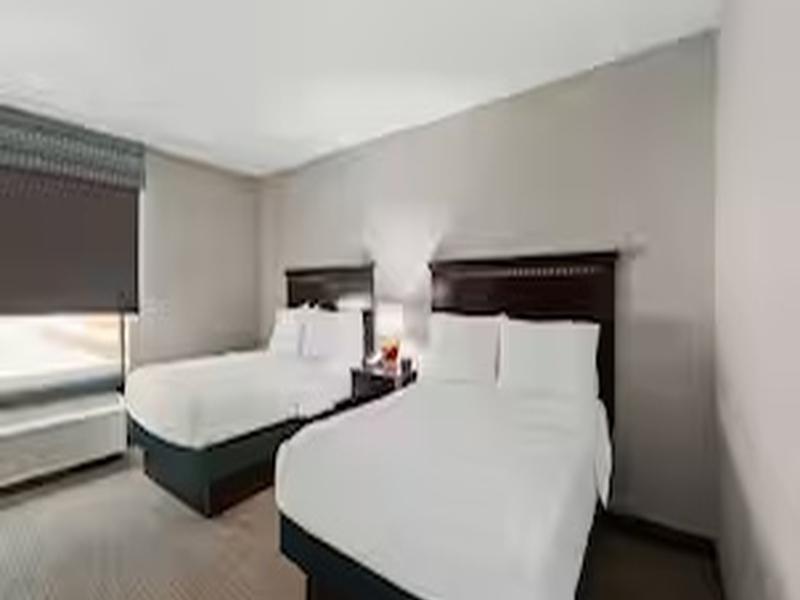 Hampton Inn & Suites Mt. Vernon Belvoir Alexandria image