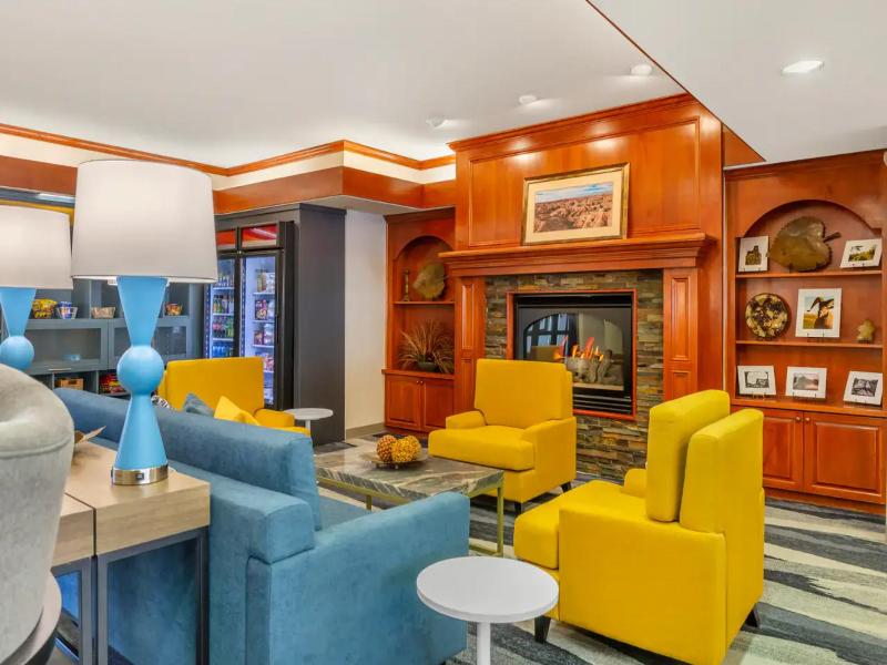 Comfort Inn & Suites Rapid City Near Mt Rushmore image