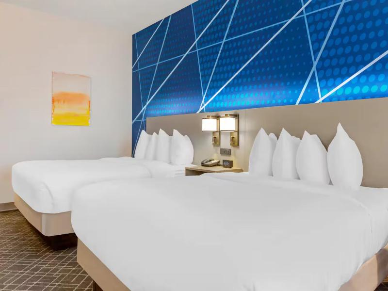 Comfort Inn & Suites Rapid City Near Mt Rushmore image