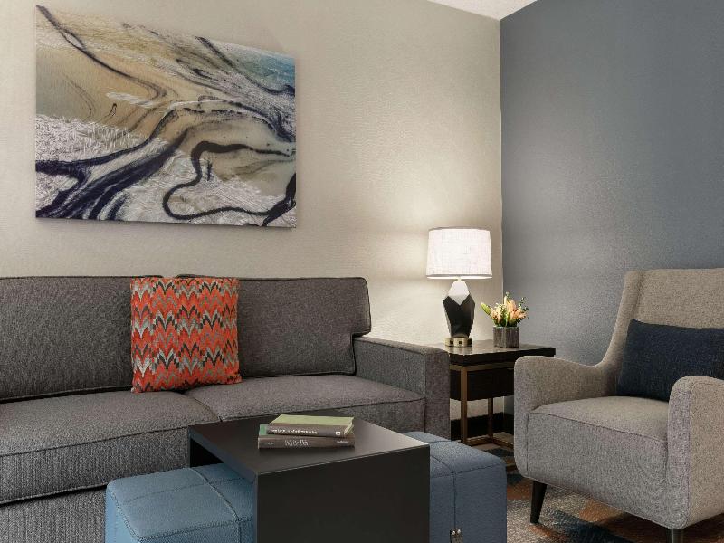 Embassy Suites by Hilton Los Angeles Downey image