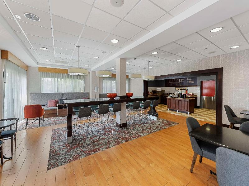 Hampton Inn Nanuet image
