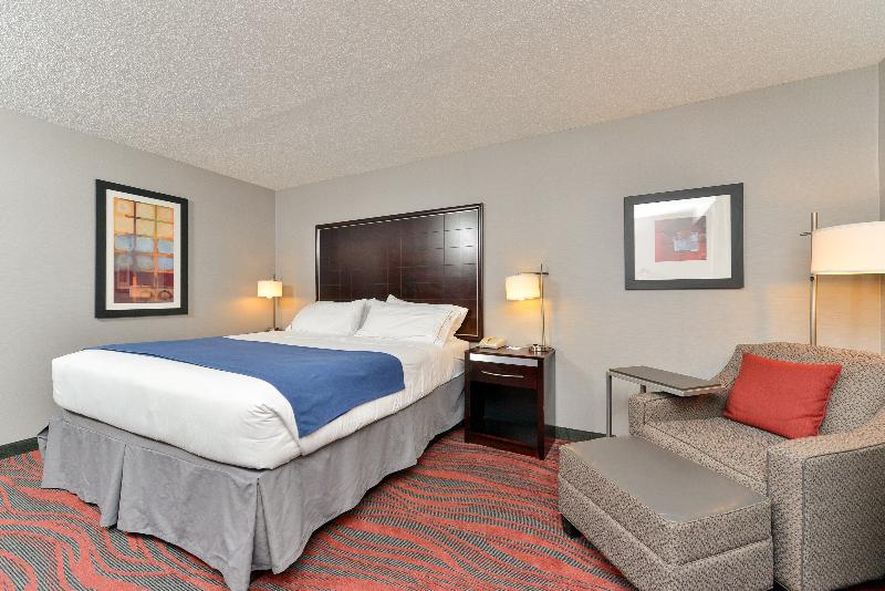 Holiday Inn Express Corning - Painted Post image