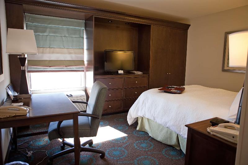 Hampton Inn Colby image