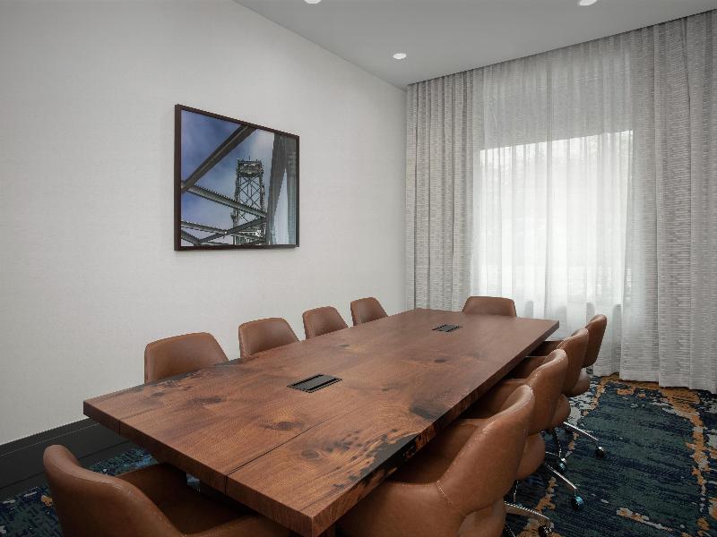 Hilton Garden Inn Portsmouth Downtown image