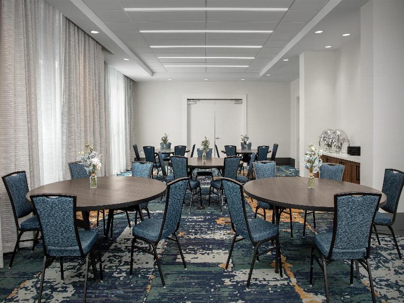 Hilton Garden Inn Portsmouth Downtown image