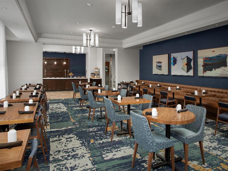 Hilton Garden Inn Portsmouth Downtown image