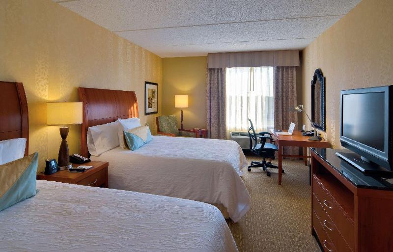 Hilton Garden Inn Lakewood image