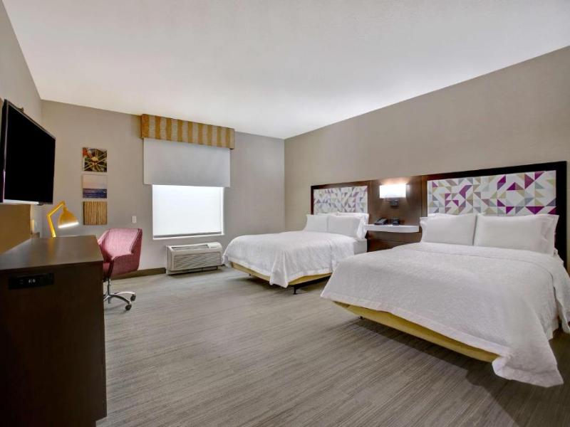 Hampton Inn & Suites Dallas DeSoto image