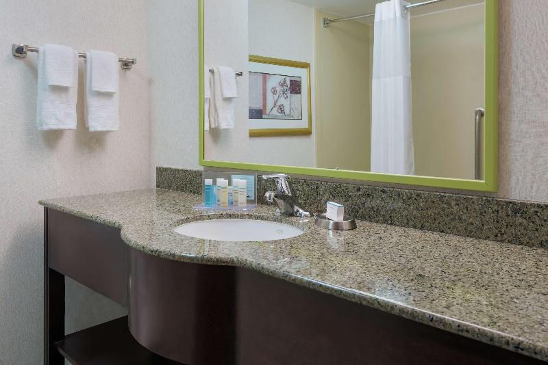 Hampton Inn South Plainfield-Piscataway image
