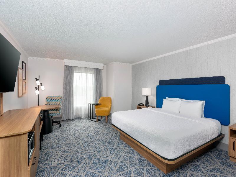 Hampton Inn South Plainfield-Piscataway image