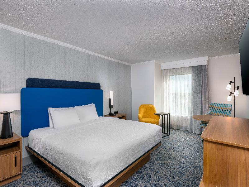 Hampton Inn South Plainfield-Piscataway image
