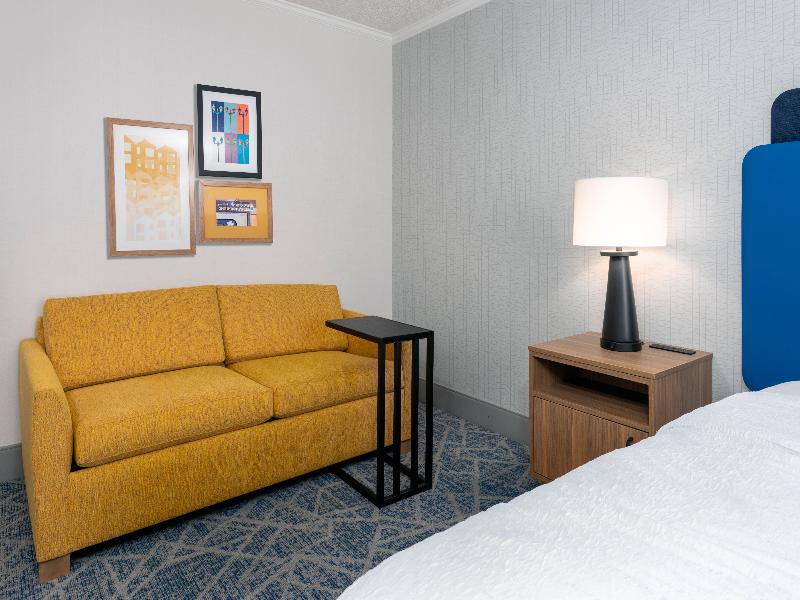 Hampton Inn South Plainfield-Piscataway image