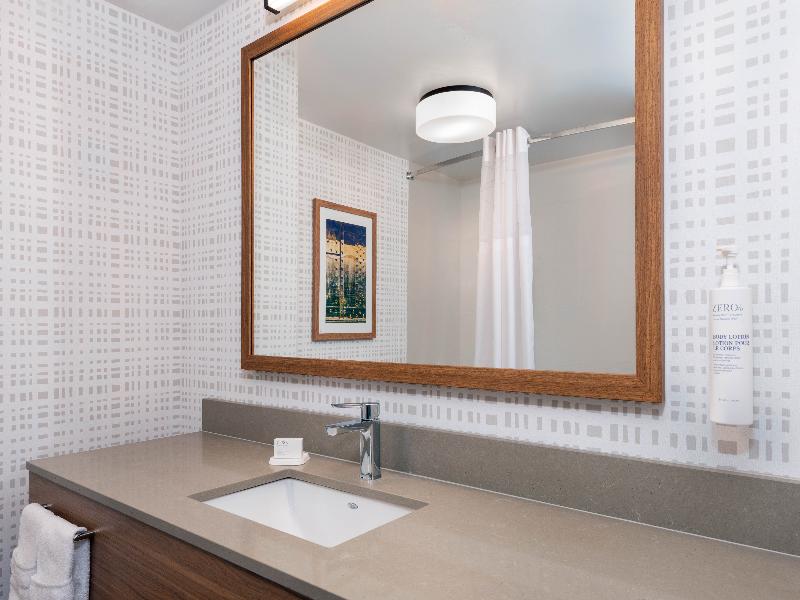 Hampton Inn South Plainfield-Piscataway image