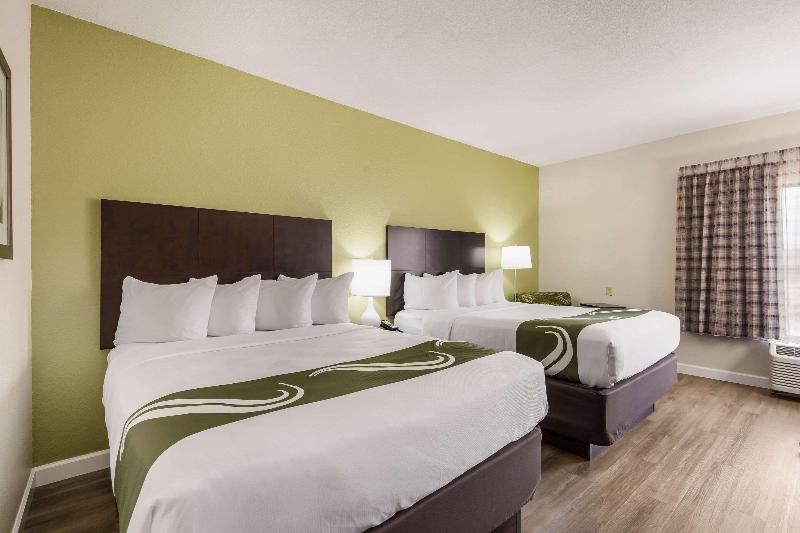 Quality Inn & Suites Quincy - Downtown image