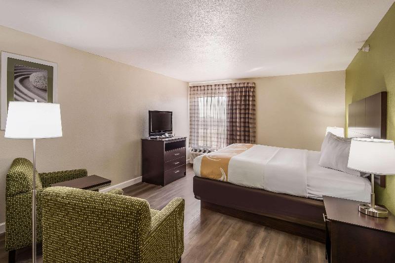 Quality Inn & Suites Quincy - Downtown image