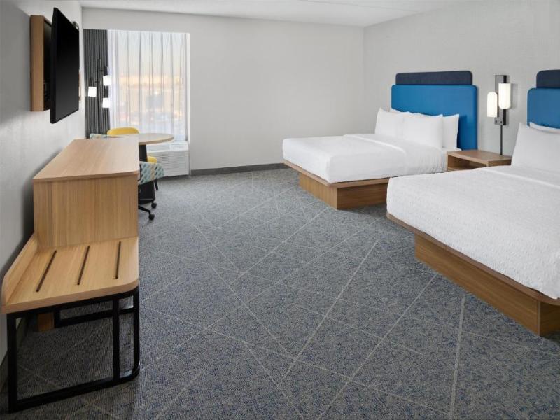 Hampton Inn Chicago/Carol Stream (Wheaton Area) image
