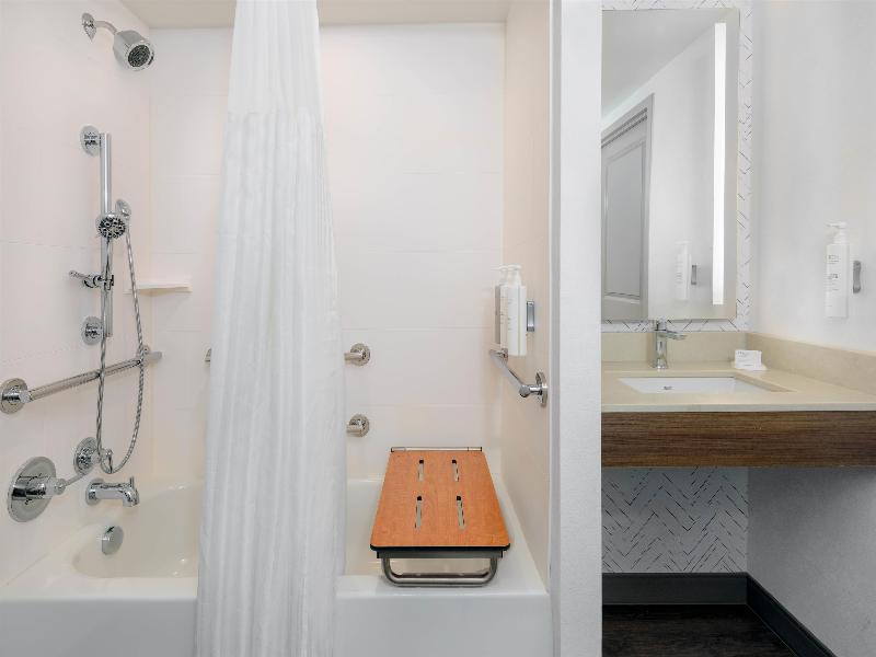 Hilton Garden Inn Buffalo Airport image