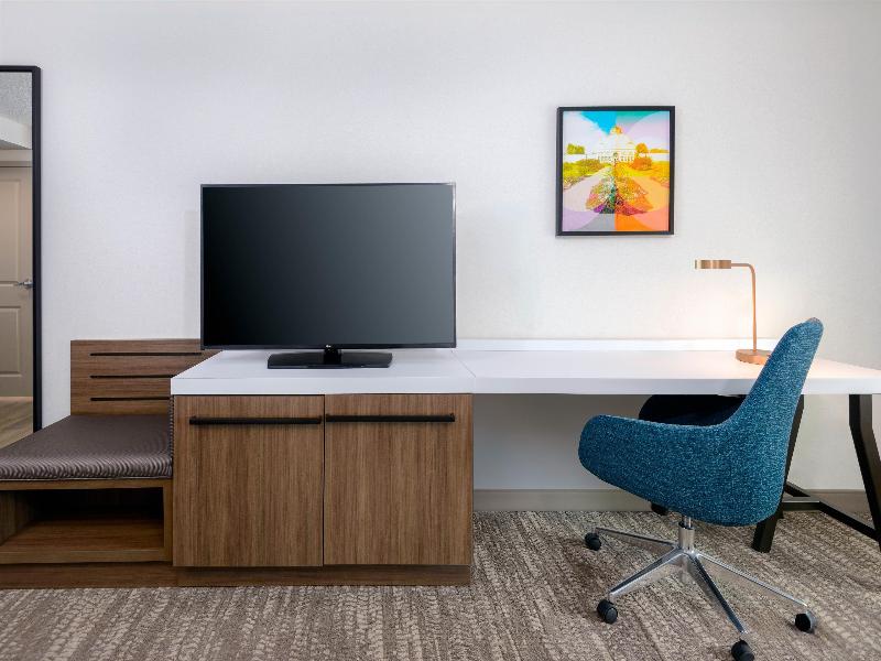 Hilton Garden Inn Buffalo Airport image