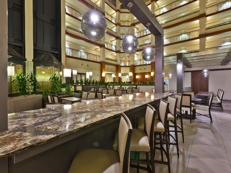 Hotel Auburn Hills image