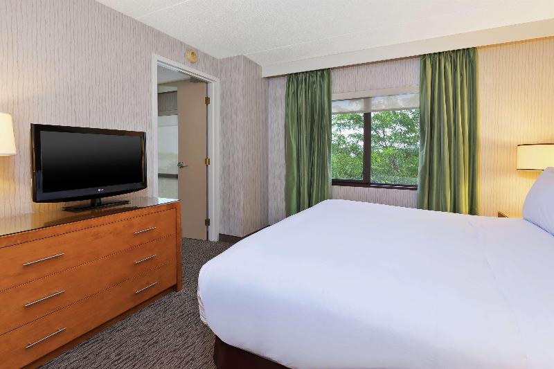 Hotel Embassy Suites by Hilton Auburn Hills