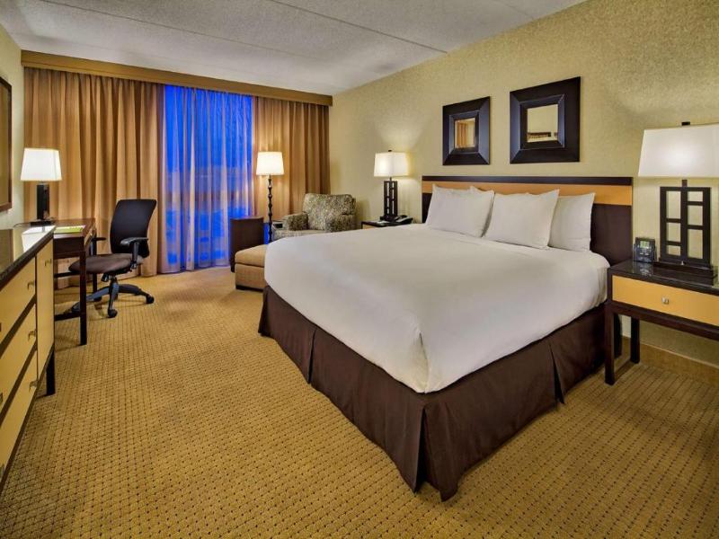 Doubletree Hilton Hotel Chicago Arlington Heights image