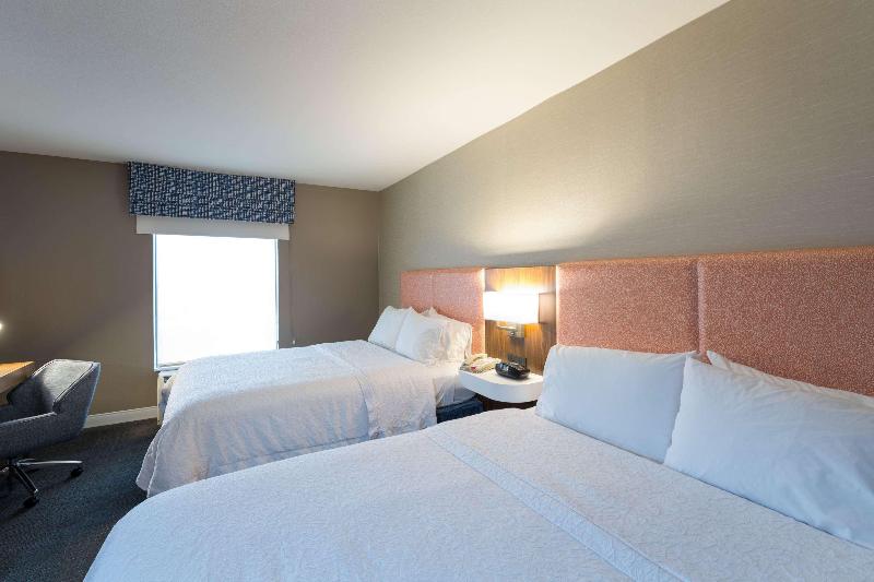 Hampton Inn & Suites Jamestown image