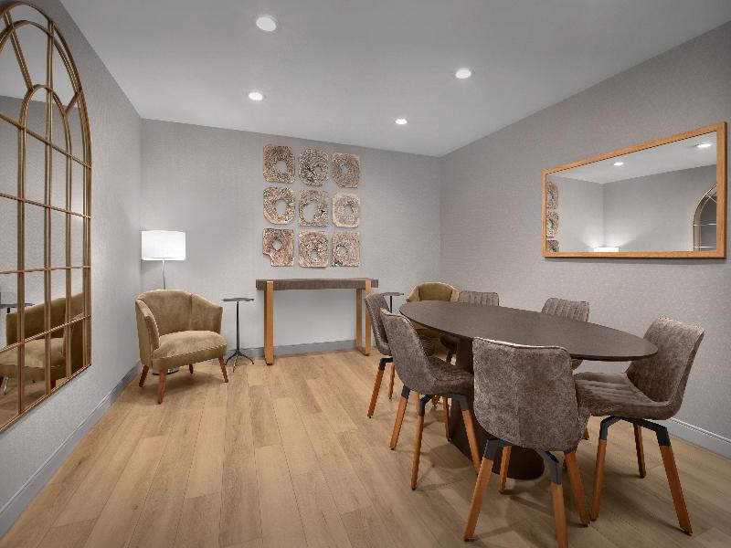 Hampton Inn & Suites San Clemente image