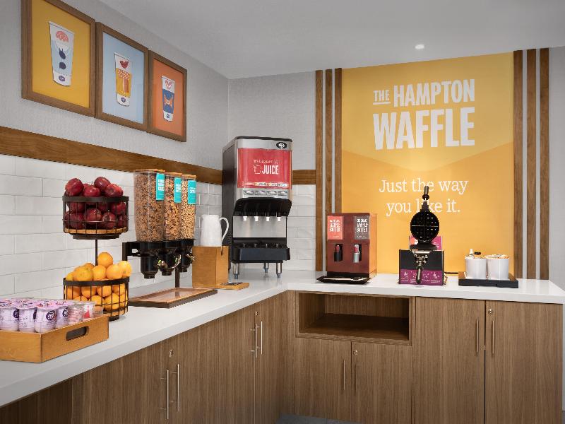 Hampton Inn & Suites San Clemente image