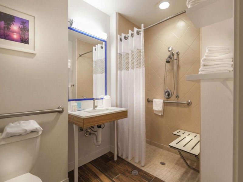 Hampton Inn Doylestown image