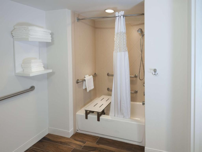 Hampton Inn Doylestown image