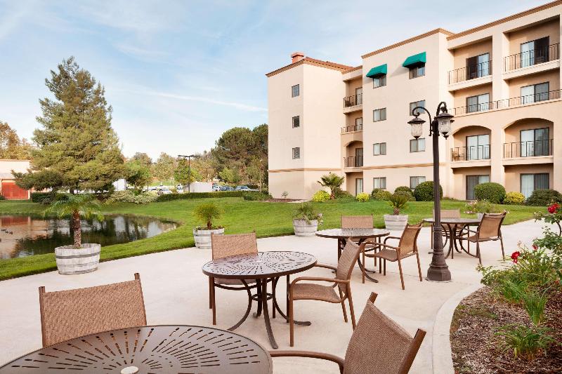 Hotel Embassy Suites Temecula Valley Wine Country