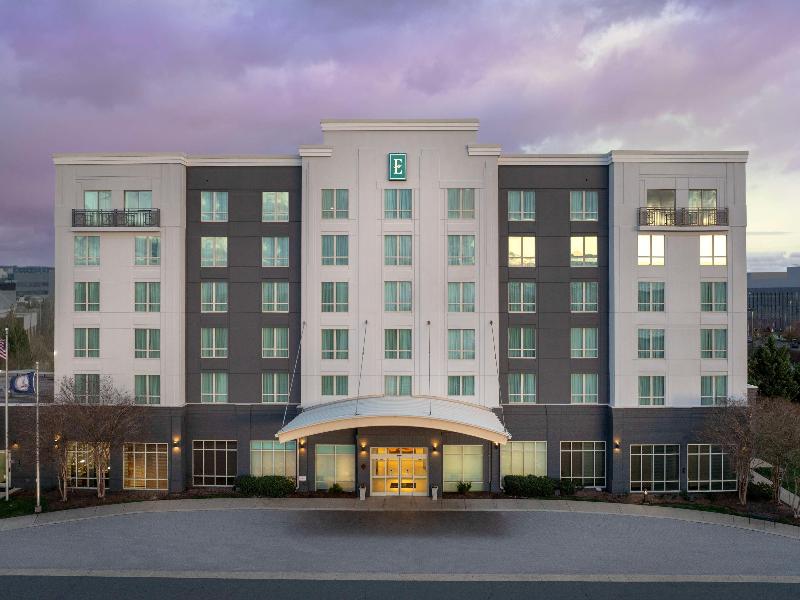 Embassy Suites by Hilton Dulles North Loudoun — exterior view