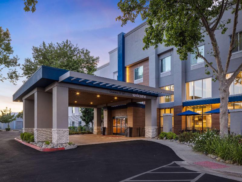 Hampton Inn & Suites Yuba City image