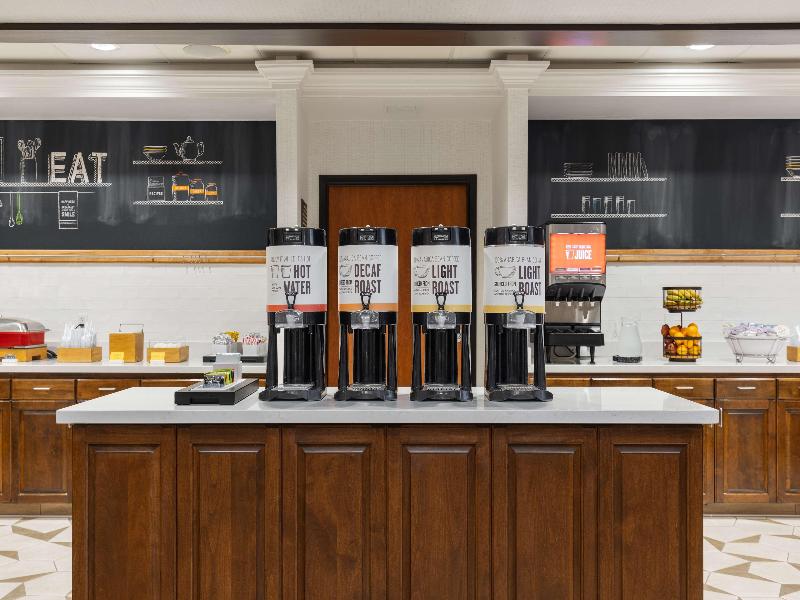 Hampton Inn & Suites Yuba City image