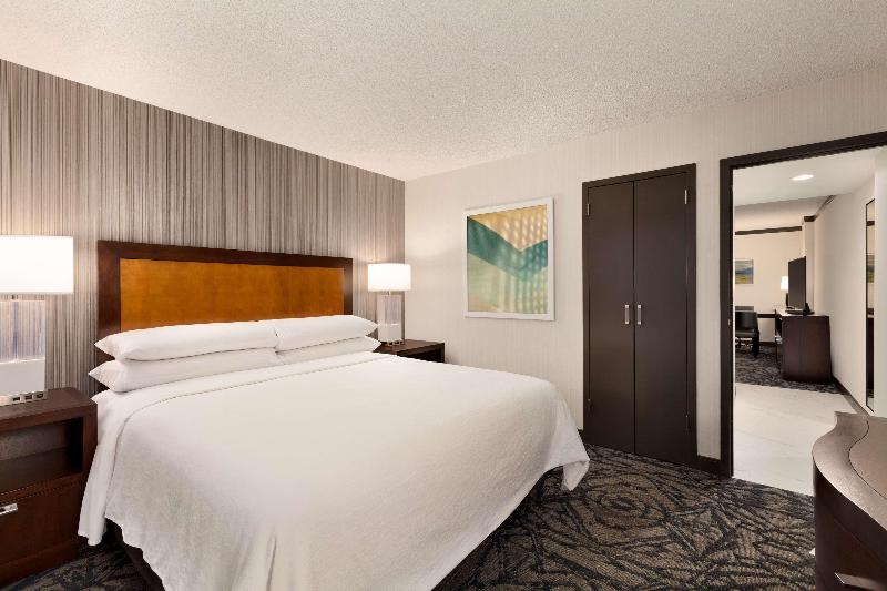 Hotel Embassy Suites by Hilton SantaClara Silicon Valley