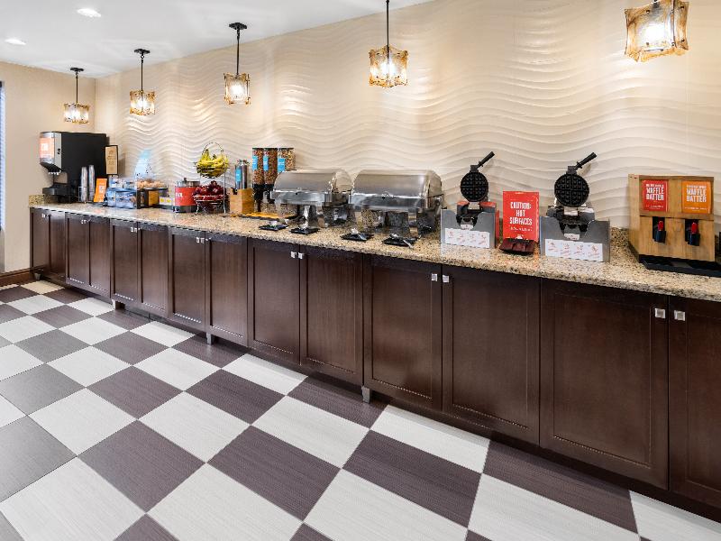 Hampton Inn & Suites Valley Forge/Oaks image