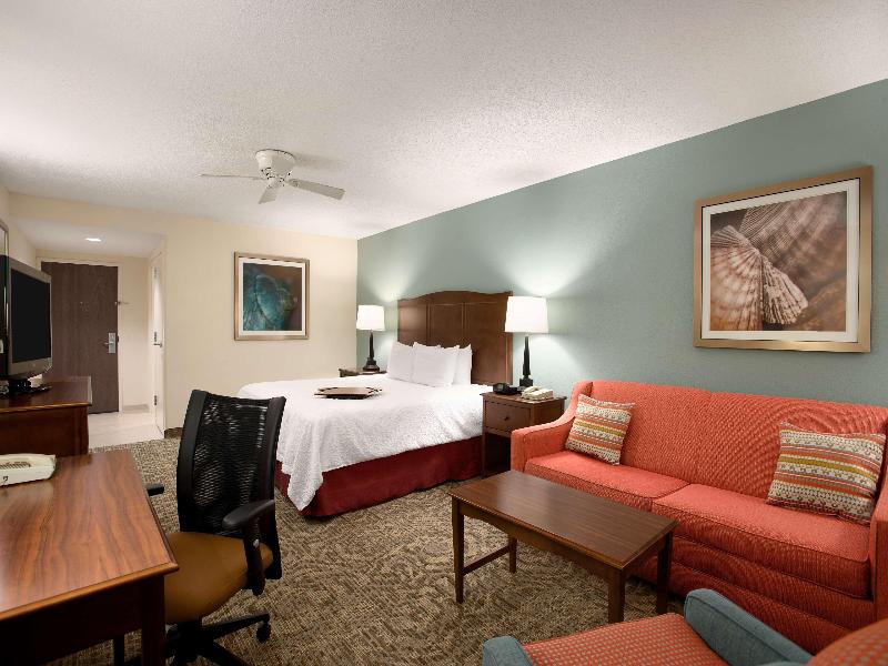 Hampton Inn & Suites Outer Banks/Corolla image