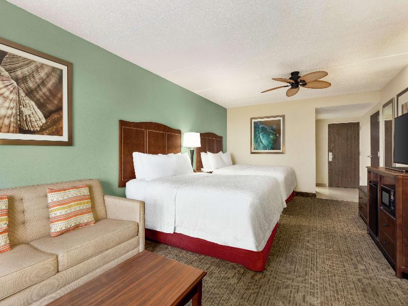 Hampton Inn & Suites Outer Banks/Corolla image