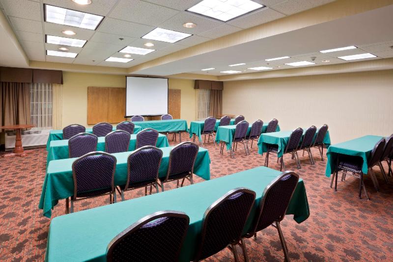 Hampton Inn Sturbridge image