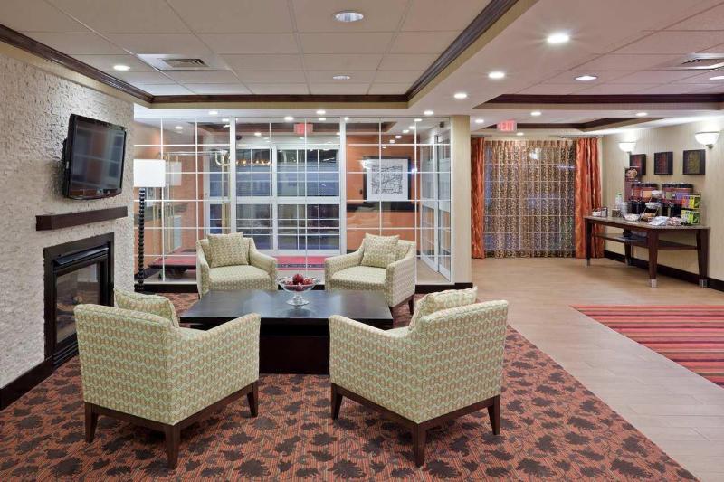 Hampton Inn Sturbridge image