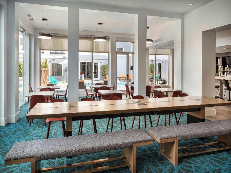 Aloft Mountain View image