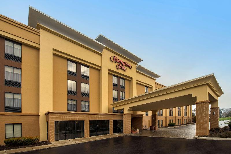 Hampton Inn AND Suites Rochester-North 