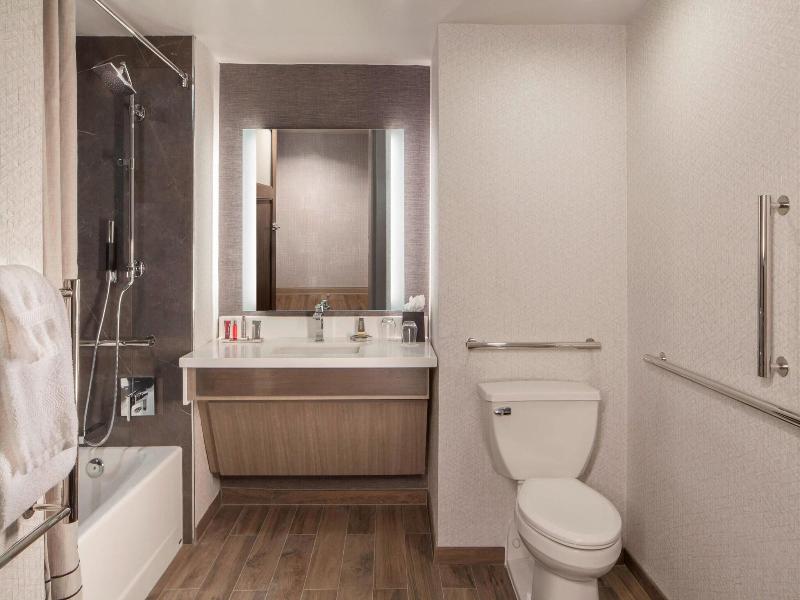 Dallas Marriott Downtown image