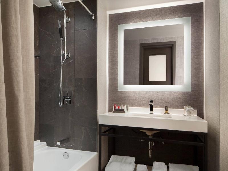 Dallas Marriott Downtown image