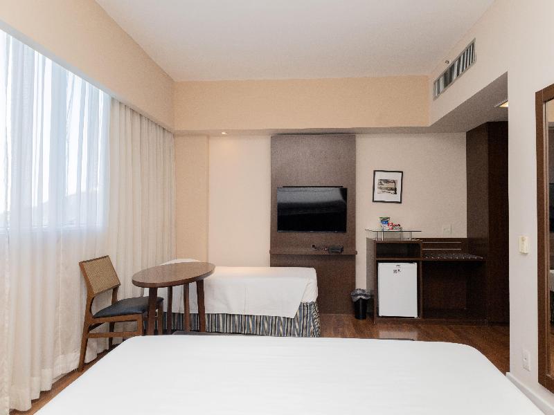 Golden Tulip Porto Vitoria image
