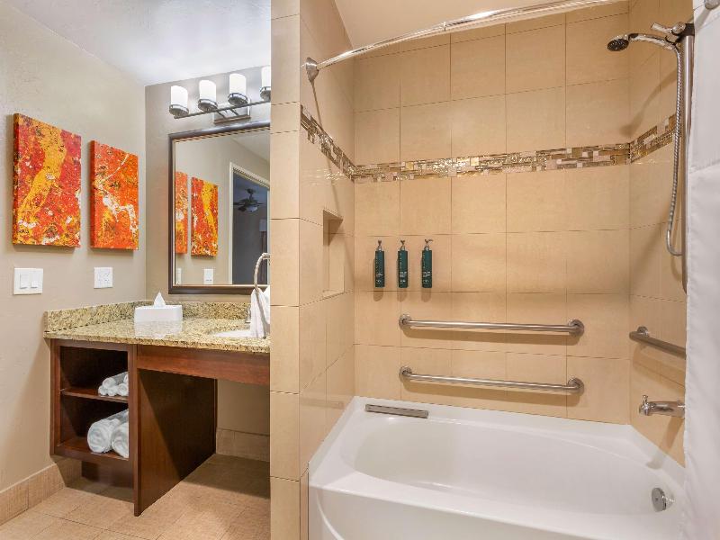 Hilton Vacation Club Varsity Club Tucson image