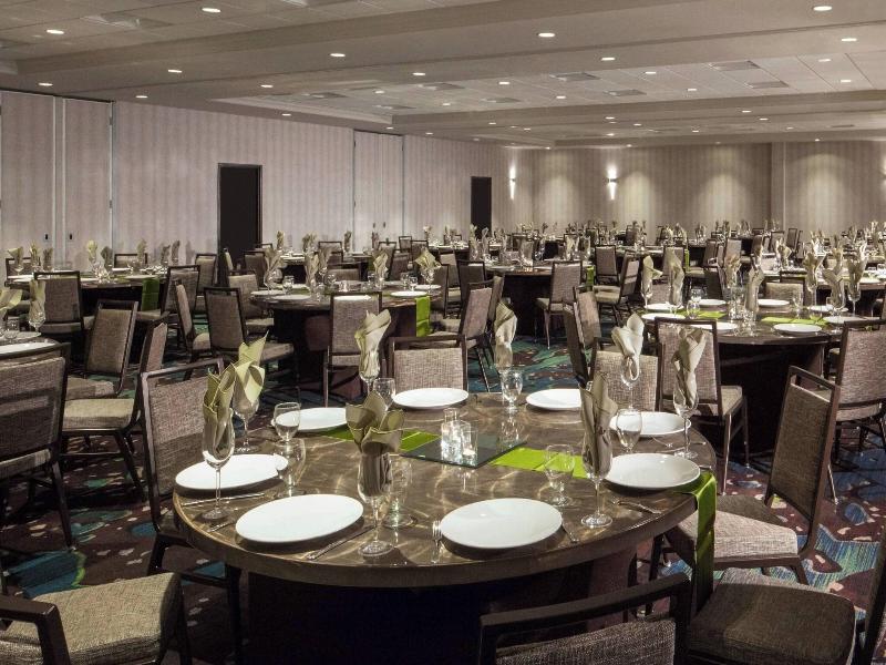 Dallas Marriott Suites Medical/Market Center image